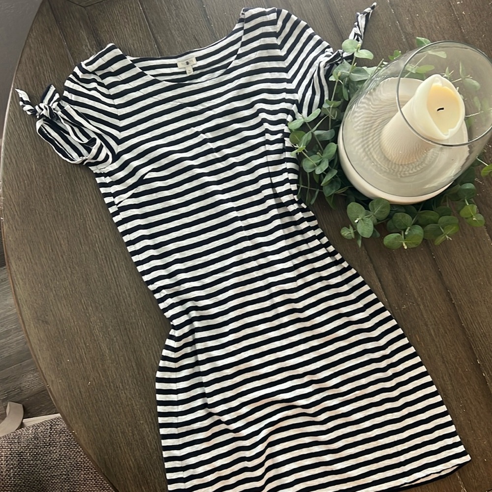 Talbot Navy & White Striped, Mariner dress Nautical sz Small. cozy, very soft.